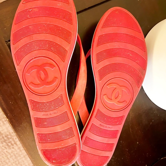 Authentic Chanel Rubber Thong Sandals - Picture 2 of 5